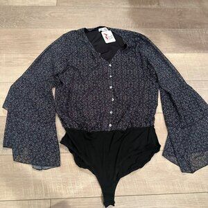 PERFECTLY PRICILLA WOMENS BLACK FLORAL BLOUSE BODY SUIT NEW 1XL